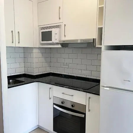 Apartment Centrico Con Piscina