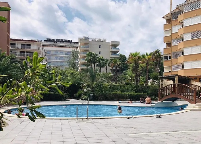 Centrico Con Piscina 아파트 *