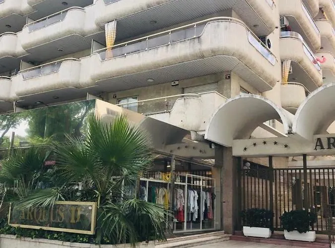 아파트 Centrico Con Piscina 살루